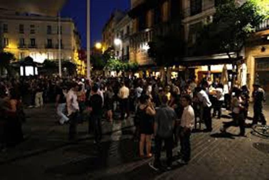 Cheap & Chic In The Center Of Sevilla Zewnętrze zdjęcie